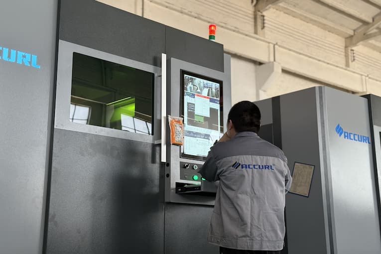W Accurl doświadczysz wyjątkowej obsługi i najnowocześniejszej technologii. Satysfakcja klienta jest podstawą całej naszej pracy.